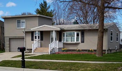 Beach Home For Sale in Alpena, Michigan