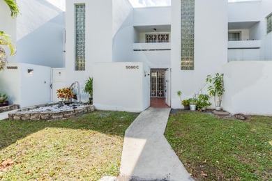 Beach Townhome/Townhouse For Sale in West Palm Beach, Florida