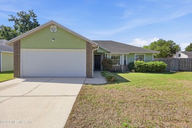 Beach Home For Sale in Middleburg, Florida