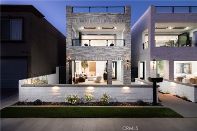 Beach Home Active Under Contract in Seal Beach, California