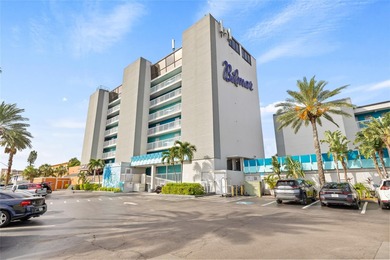 Beach Condo For Sale in St. Petersburg, Florida