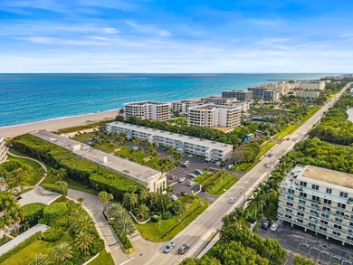Beach Condo For Sale in Palm Beach, Florida