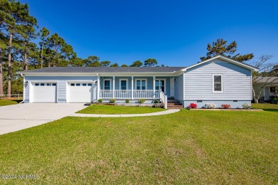 Beach Home For Sale in Newport, North Carolina