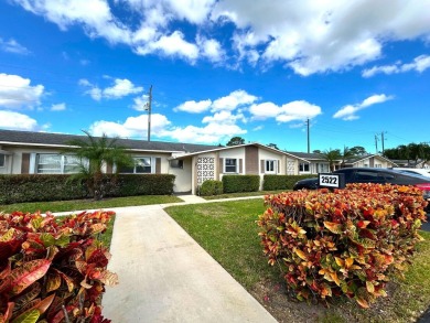 Beach Home For Sale in West Palm Beach, Florida