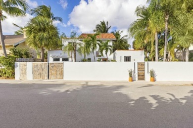 Beach Home For Sale in West Palm Beach, Florida