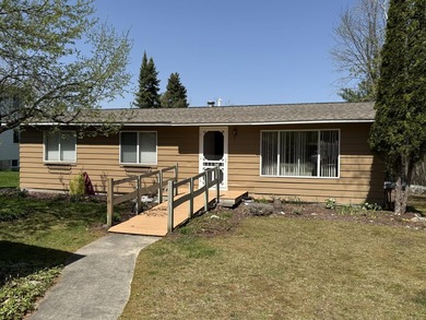 Beach Home For Sale in Cheboygan, Michigan