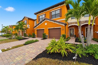Beach Townhome/Townhouse For Sale in Venice, Florida