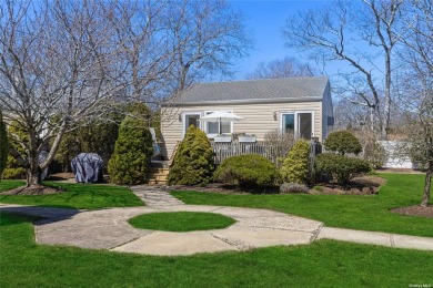 Beach Condo For Sale in Hampton Bays, New York