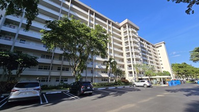 Beach Condo For Sale in Pompano Beach, Florida
