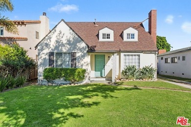 Beach Home For Sale in Santa Monica, California