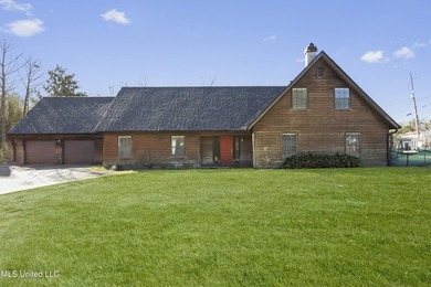 Beach Home For Sale in Gulfport, Mississippi