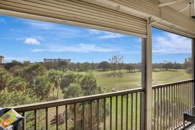 Beach Condo For Sale in Tamarac, Florida