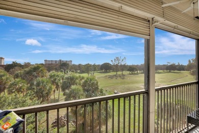 Beach Condo For Sale in Tamarac, Florida