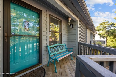 Beach Townhome/Townhouse Active Under Contract in New Bern, North Carolina