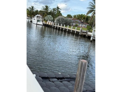 Beach Home For Sale in Fort Lauderdale, Florida