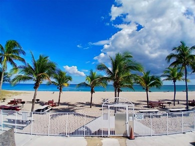 Beach Condo For Sale in Pompano Beach, Florida