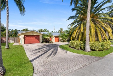 Beach Home For Sale in Lighthouse Point, Florida