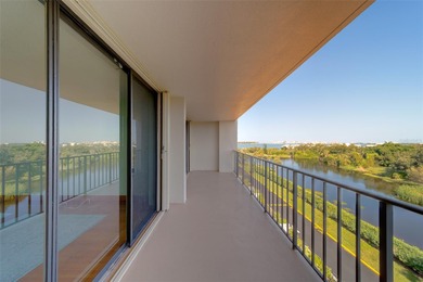 Beach Condo For Sale in Belleair Beach, Florida