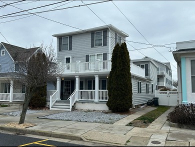 Beach Townhome/Townhouse For Sale in Wildwood, New Jersey