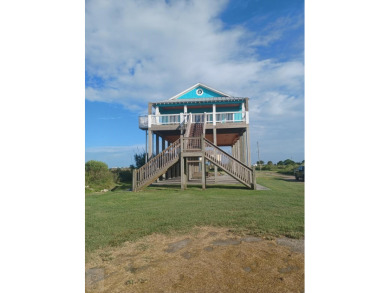 Beach Home For Sale in Gilchrist, Texas