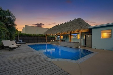 Beach Home For Sale in Oakland Park, Florida