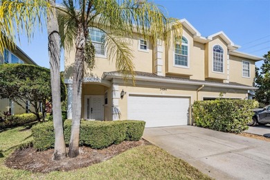 Beach Townhome/Townhouse For Sale in Palm Harbor, Florida