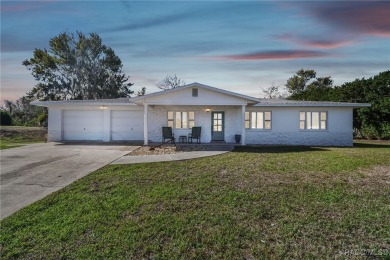 Beach Home For Sale in Crystal River, Florida
