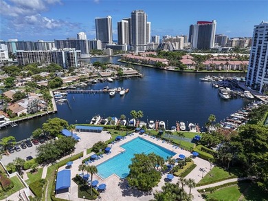 Beach Condo For Sale in Hallandale Beach, Florida