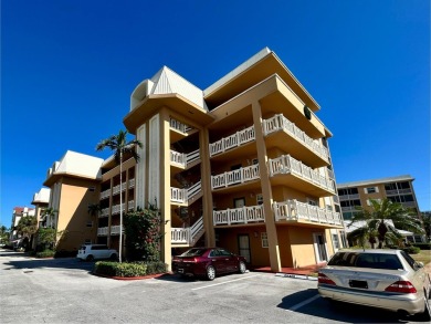 Beach Condo For Sale in North Palm Beach, Florida