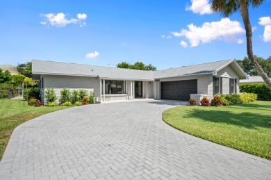 Beach Home For Sale in North Palm Beach, Florida