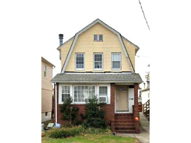 Beach Home For Sale in Howard Beach, New York