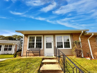 Beach Condo For Sale in Ridge, New York