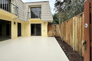 Beach Condo For Sale in West Palm Beach, Florida