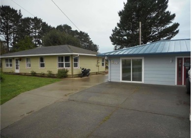 Beach Home For Sale in Crescent City, California