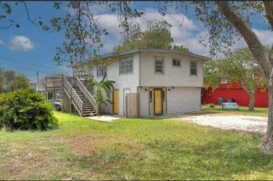 Beach Home For Sale in Ingleside, Texas