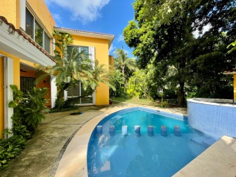 Beach Home Off Market in Playa Del Carmen, Quintana Roo, Mexico