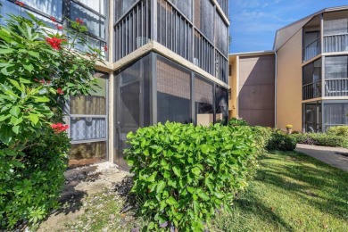 Beach Condo For Sale in Venice, Florida