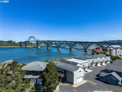 Beach Townhome/Townhouse For Sale in Newport, Oregon