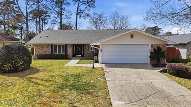 Beach Home For Sale in Diamondhead, Mississippi
