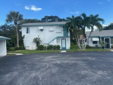 Beach Condo For Sale in Palm Beach Gardens, Florida