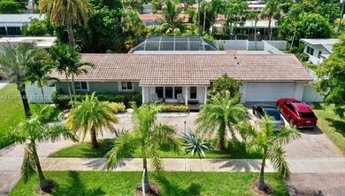 Beach Home For Sale in Hollywood, Florida