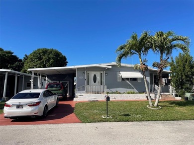 Beach Home For Sale in Davie, Florida