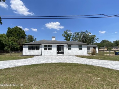 Beach Home For Sale in Jacksonville, Florida