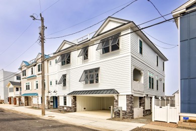 Beach Townhome/Townhouse For Sale in Stone Harbor, New Jersey