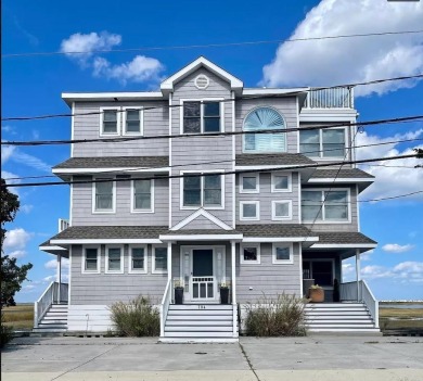 Beach Home For Sale in Avalon Manor, New Jersey
