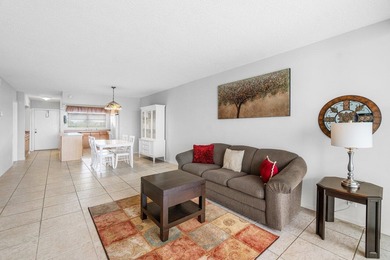 Beach Condo For Sale in Boynton Beach, Florida