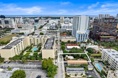 Beach Townhome/Townhouse For Sale in West Palm Beach, Florida