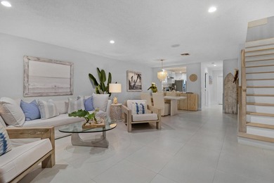 Beach Townhome/Townhouse Sale Pending in Lighthouse Point, Florida