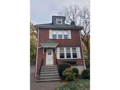 Beach Home For Sale in Bronx, New York