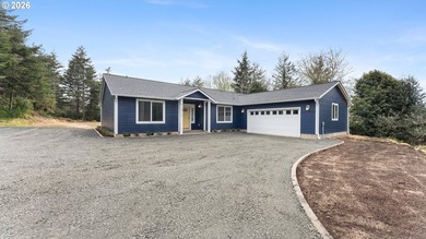 Beach Home For Sale in Coos Bay, Oregon